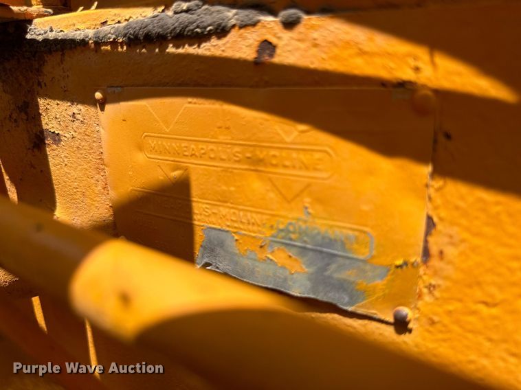 image for item KM9873 Minneapolis Moline UB  tractor
