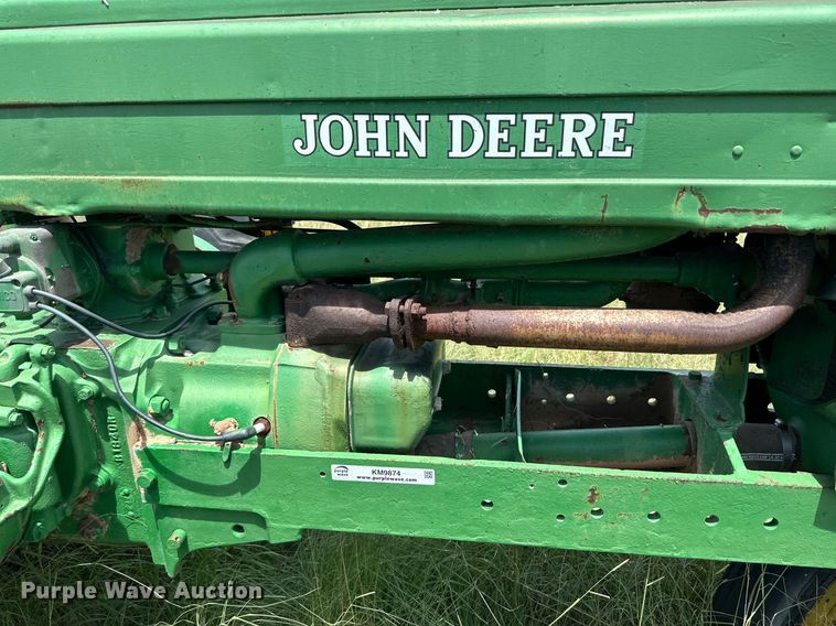 image for item KM9874 1944 John Deere B  tractor