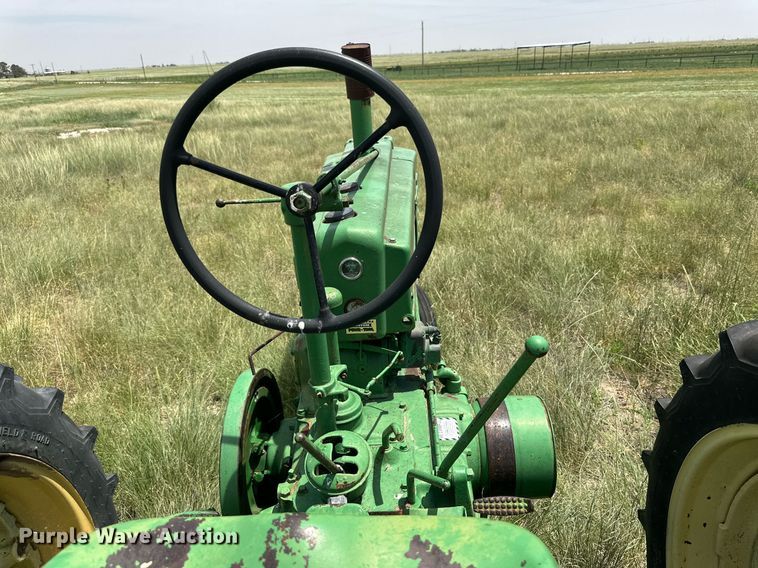 image for item KM9874 1944 John Deere B  tractor