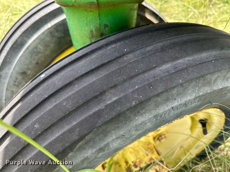 image for item KM9874 1944 John Deere B  tractor