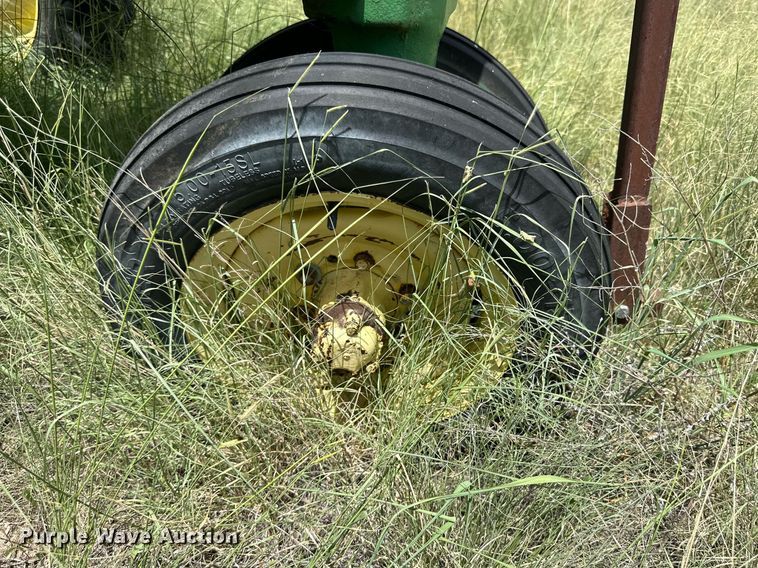 image for item KM9874 1944 John Deere B  tractor