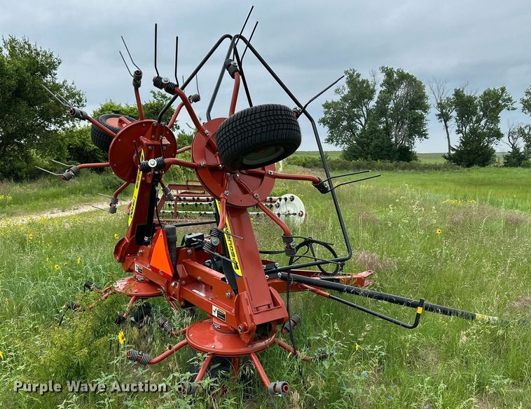 image for item KM9917 Pequea Turbo Tedder TT4100  hay tedder