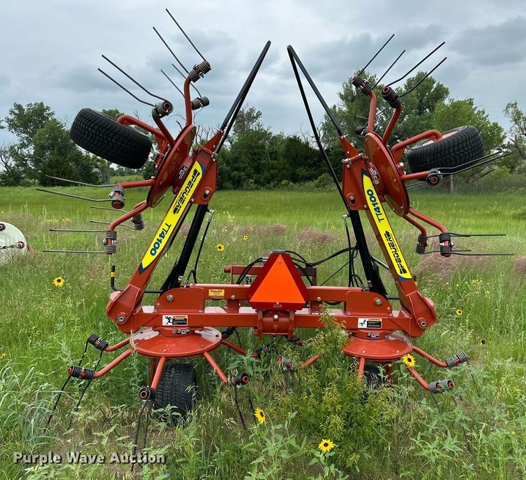 image for item KM9917 Pequea Turbo Tedder TT4100  hay tedder