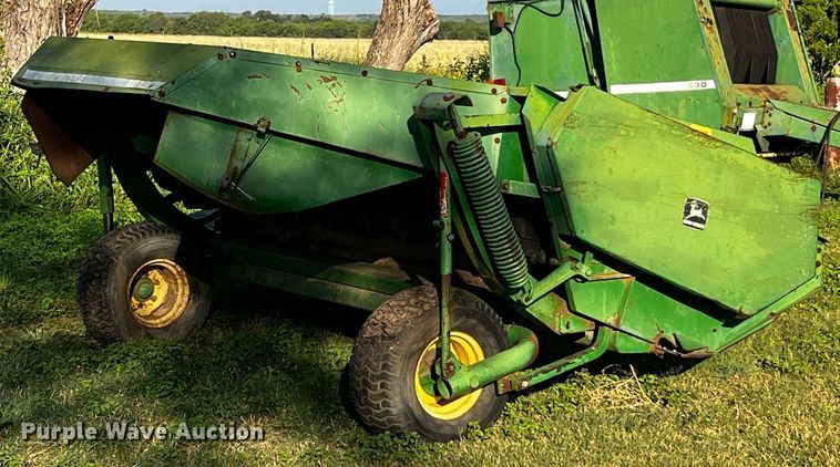 image for item LF9325 1993 John Deere 1219  swather / windrower