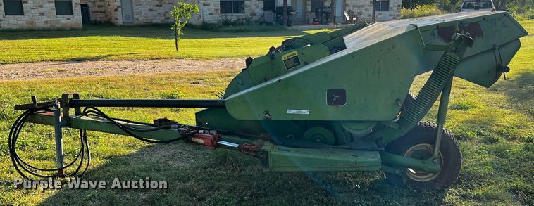 image for item LF9325 1993 John Deere 1219  swather / windrower