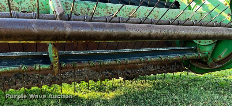 image for item LF9325 1993 John Deere 1219  swather / windrower