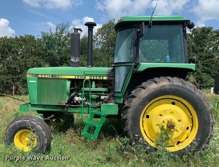 image for item LH9703 1980 John Deere 4440  tractor