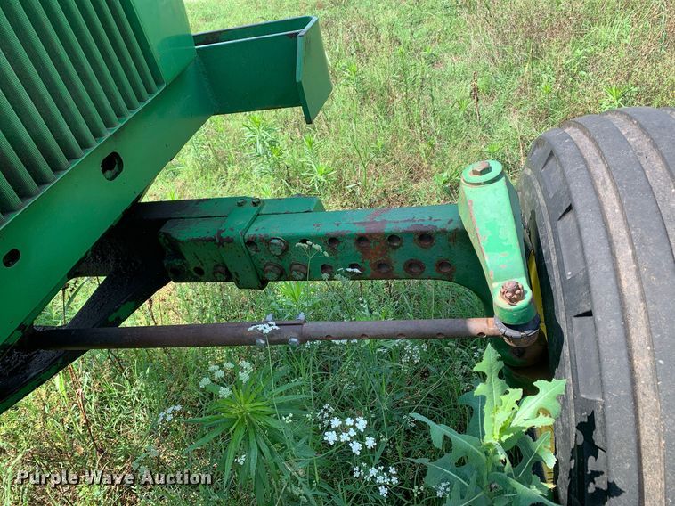 image for item LH9703 1980 John Deere 4440  tractor