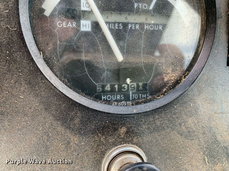 image for item LH9703 1980 John Deere 4440  tractor