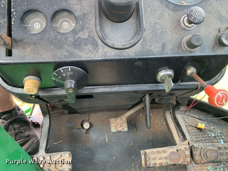 image for item LH9703 1980 John Deere 4440  tractor