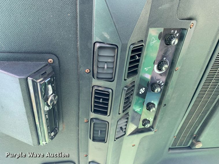 image for item LH9703 1980 John Deere 4440  tractor