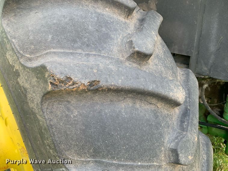 image for item LH9703 1980 John Deere 4440  tractor