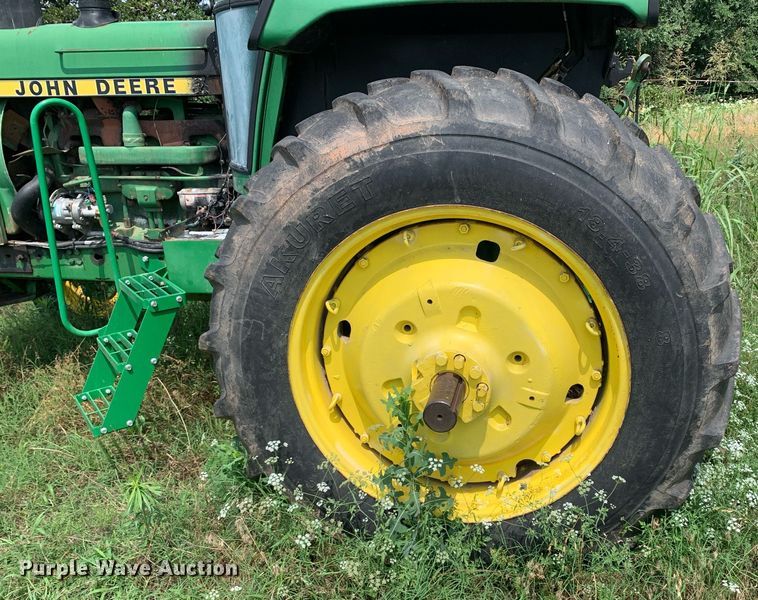 image for item LH9703 1980 John Deere 4440  tractor