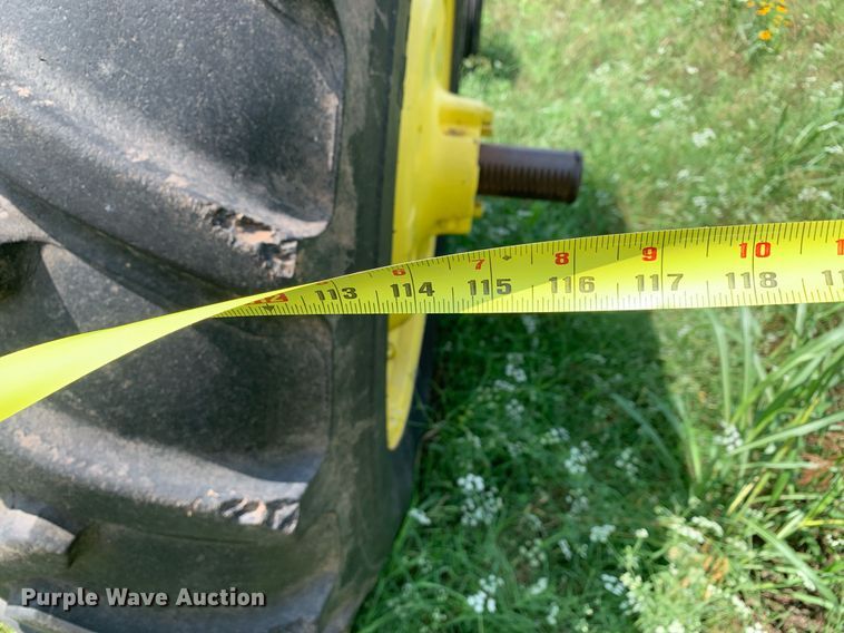 image for item LH9703 1980 John Deere 4440  tractor