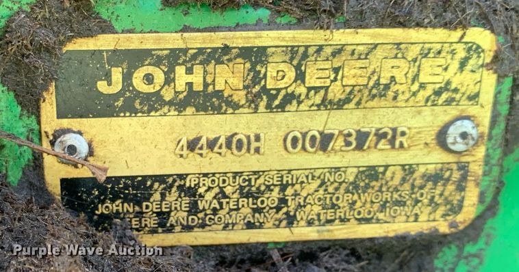 image for item LH9703 1980 John Deere 4440  tractor