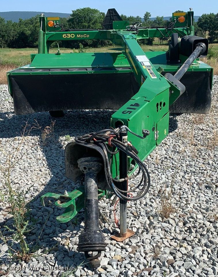 image for item LH9712 2018 John Deere 630  swather / windrower