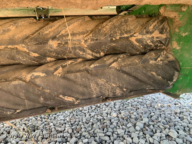 image for item LH9712 2018 John Deere 630  swather / windrower