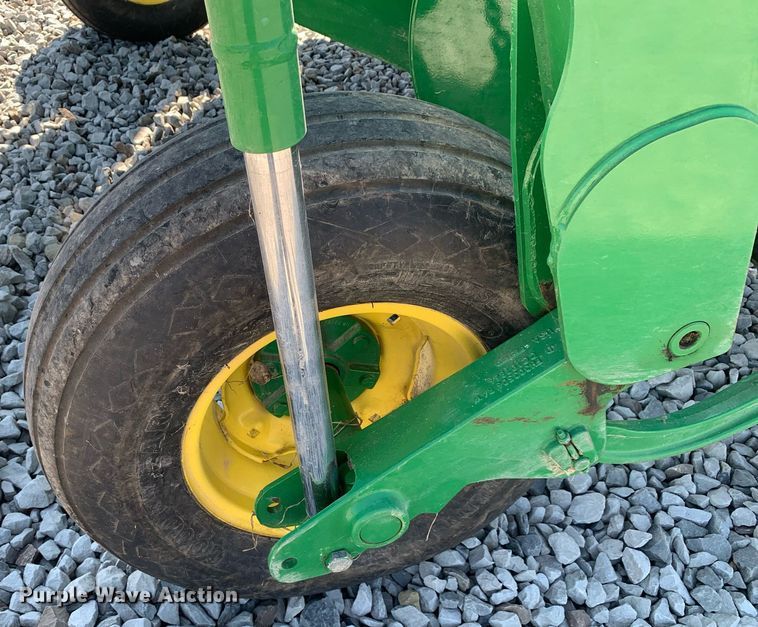 image for item LH9712 2018 John Deere 630  swather / windrower