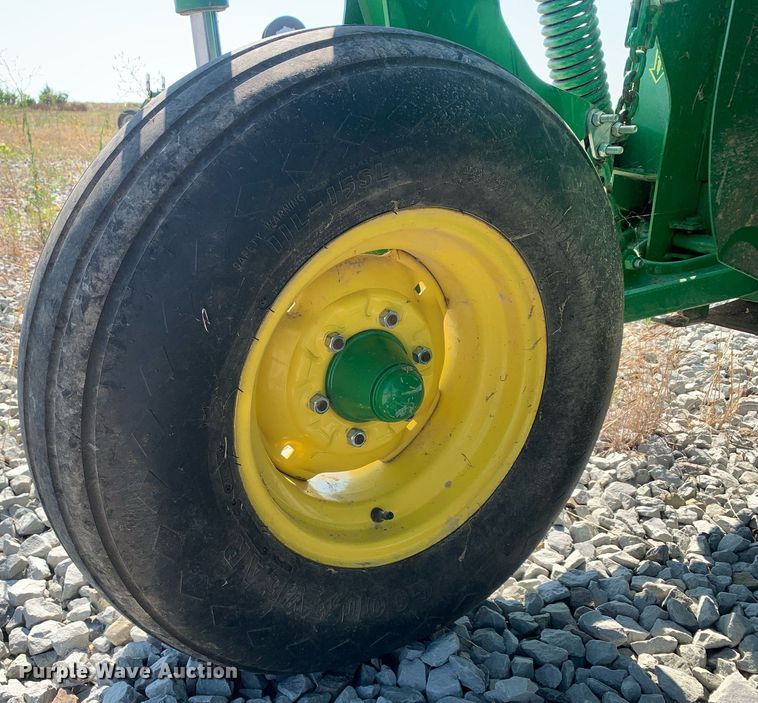 image for item LH9712 2018 John Deere 630  swather / windrower