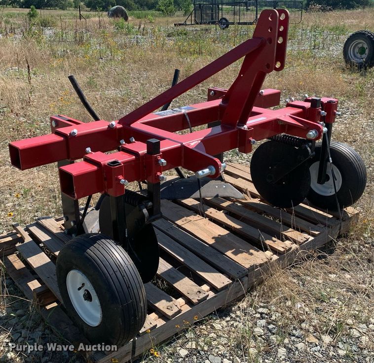 image for item LH9714 JM Shirk L 500  plastic mulch lifter