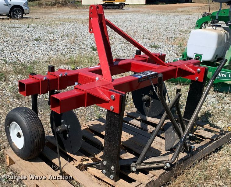 image for item LH9714 JM Shirk L 500  plastic mulch lifter