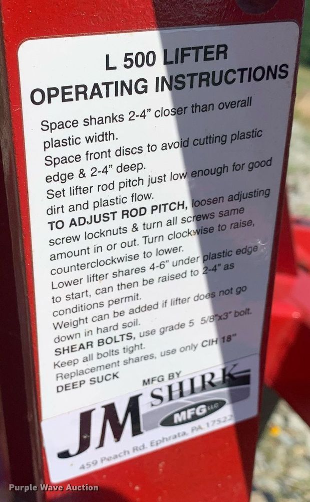 image for item LH9714 JM Shirk L 500  plastic mulch lifter