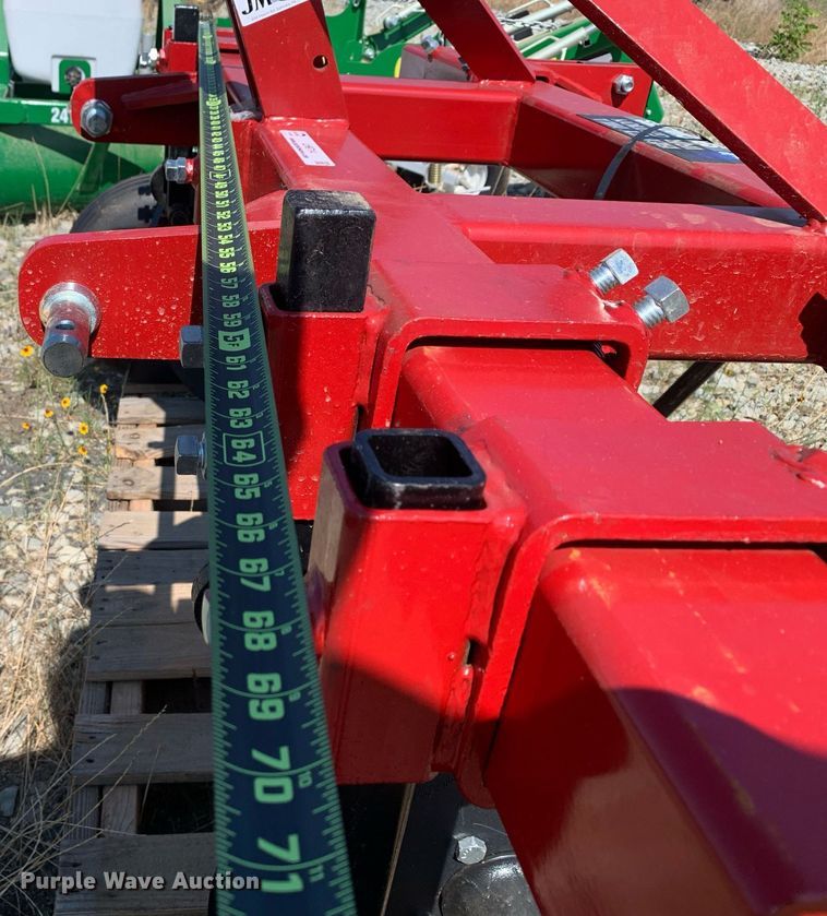 image for item LH9714 JM Shirk L 500  plastic mulch lifter