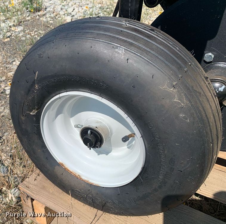 image for item LH9714 JM Shirk L 500  plastic mulch lifter