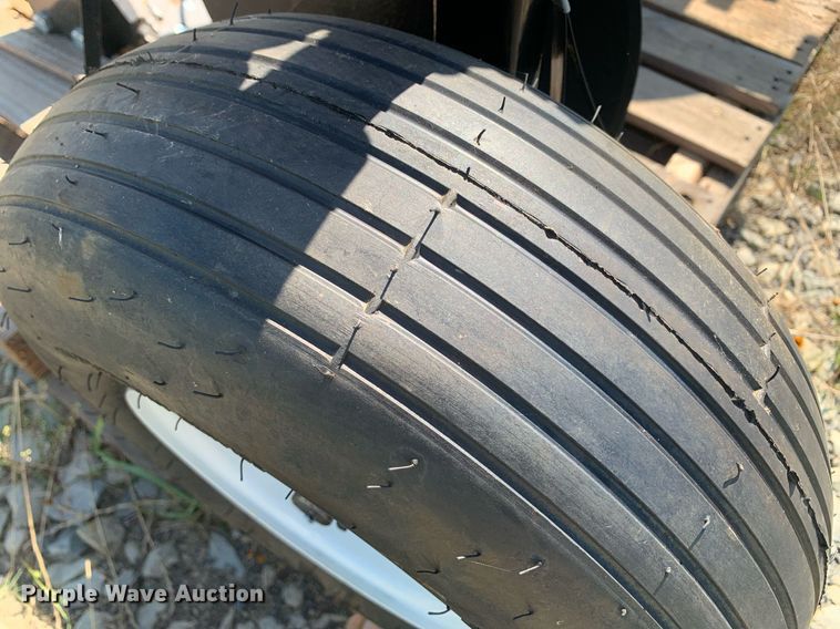 image for item LH9714 JM Shirk L 500  plastic mulch lifter