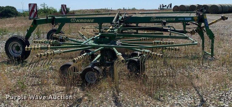 image for item LH9715 2012 Krone Swadro 800/26  rotary hay rake