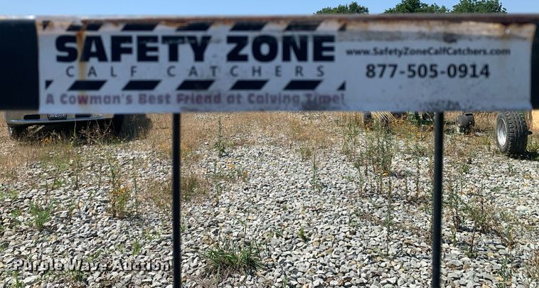 image for item LH9716 Safety Zone  calf catcher