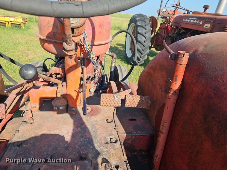 image for item LL9249 International Super WD-6  tractor