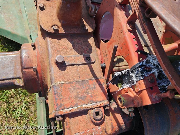 image for item LL9250 1941 Farmall B  tractor