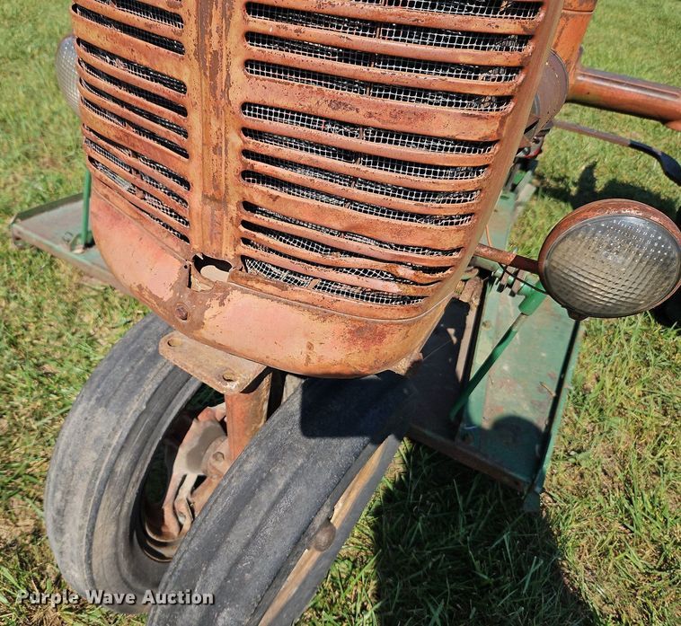 image for item LL9250 1941 Farmall B  tractor