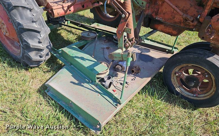 image for item LL9250 1941 Farmall B  tractor