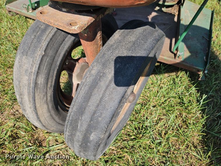 image for item LL9250 1941 Farmall B  tractor