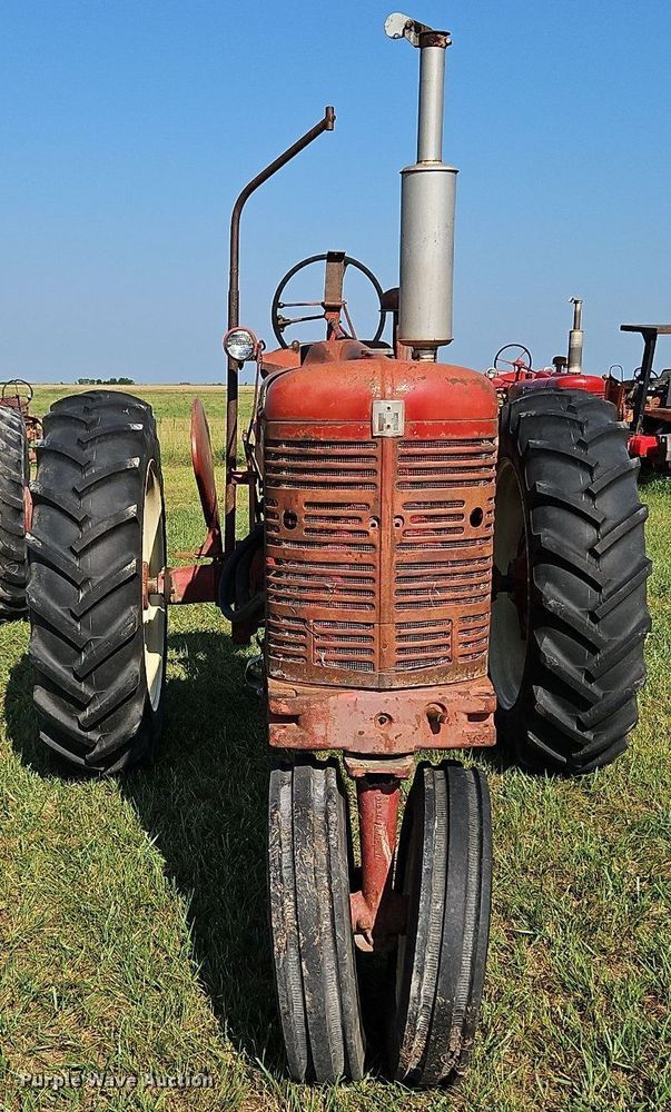 image for item LL9251 Farmall Super M-TA  tractor