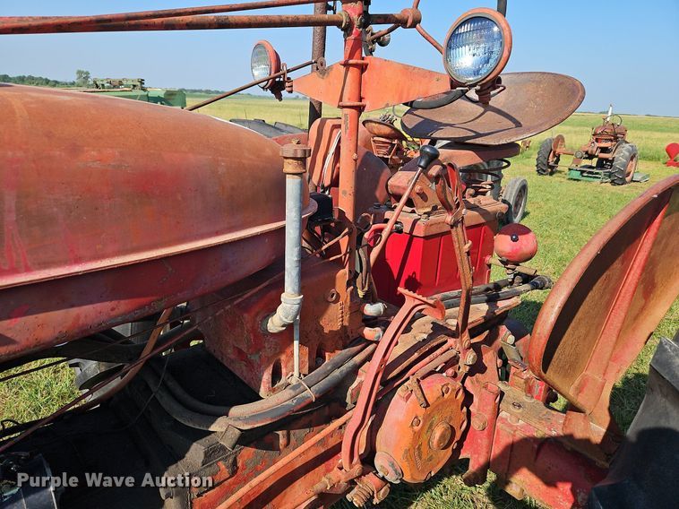 image for item LL9251 Farmall Super M-TA  tractor