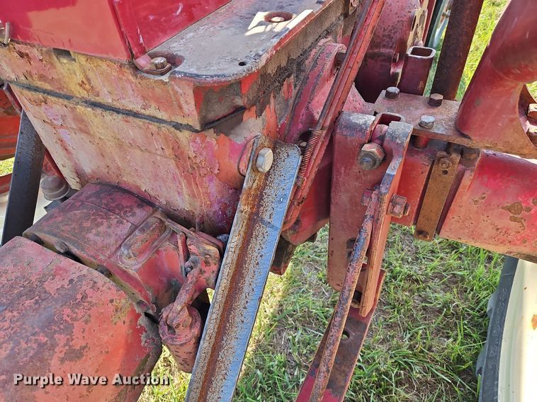 image for item LL9251 Farmall Super M-TA  tractor
