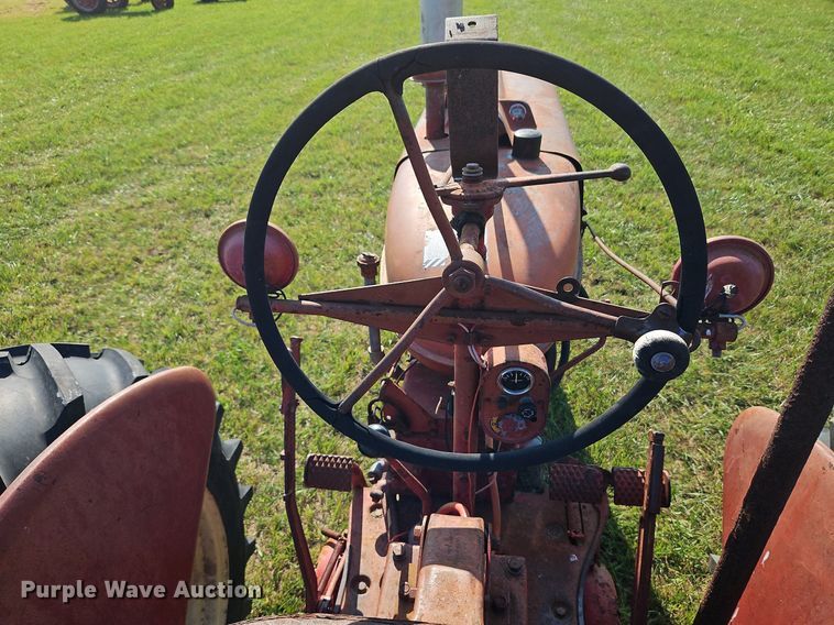 image for item LL9251 Farmall Super M-TA  tractor