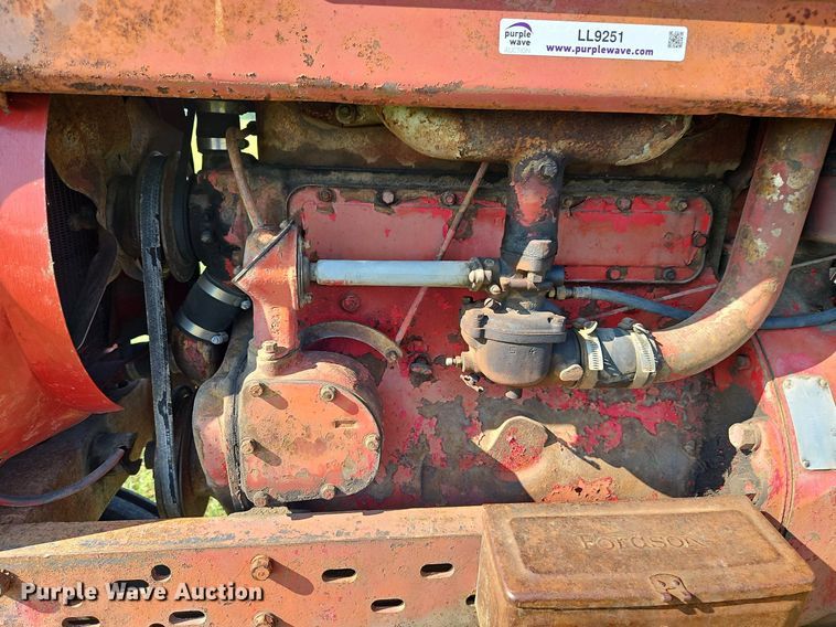 image for item LL9251 Farmall Super M-TA  tractor