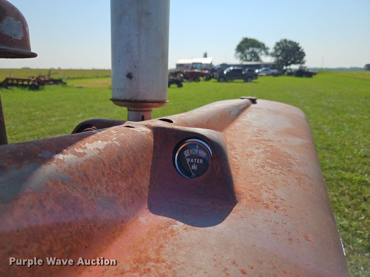 image for item LL9251 Farmall Super M-TA  tractor