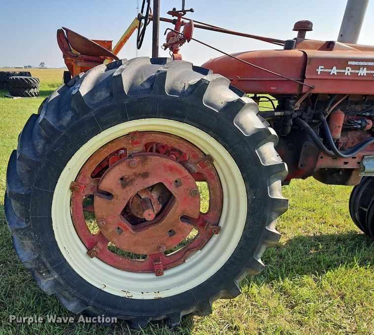 image for item LL9251 Farmall Super M-TA  tractor