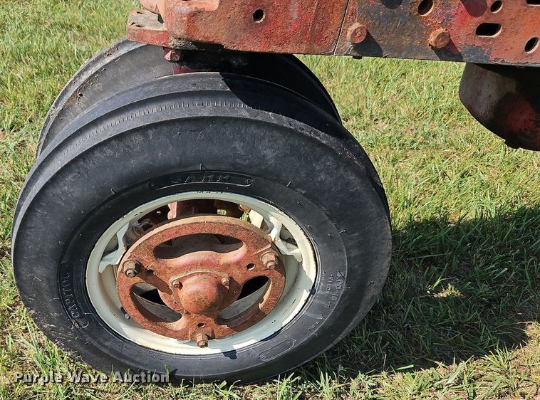 image for item LL9251 Farmall Super M-TA  tractor