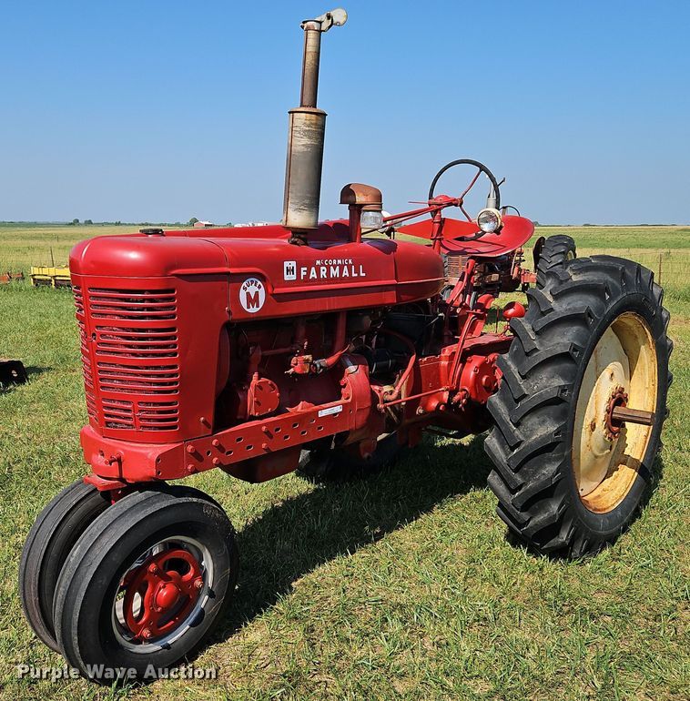 image for item LL9252 1953 Farmall Super M  tractor
