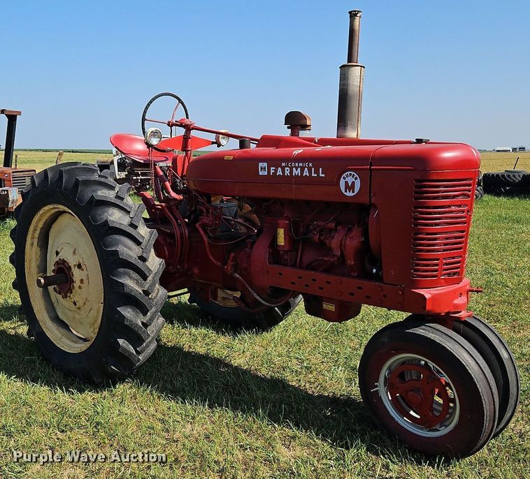 image for item LL9252 1953 Farmall Super M  tractor