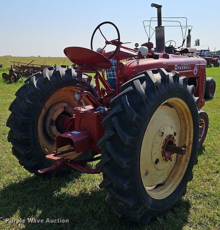 image for item LL9252 1953 Farmall Super M  tractor