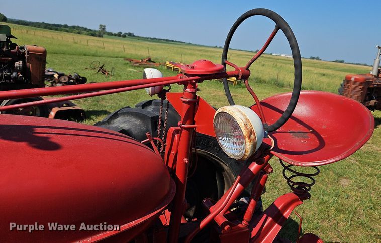 image for item LL9252 1953 Farmall Super M  tractor
