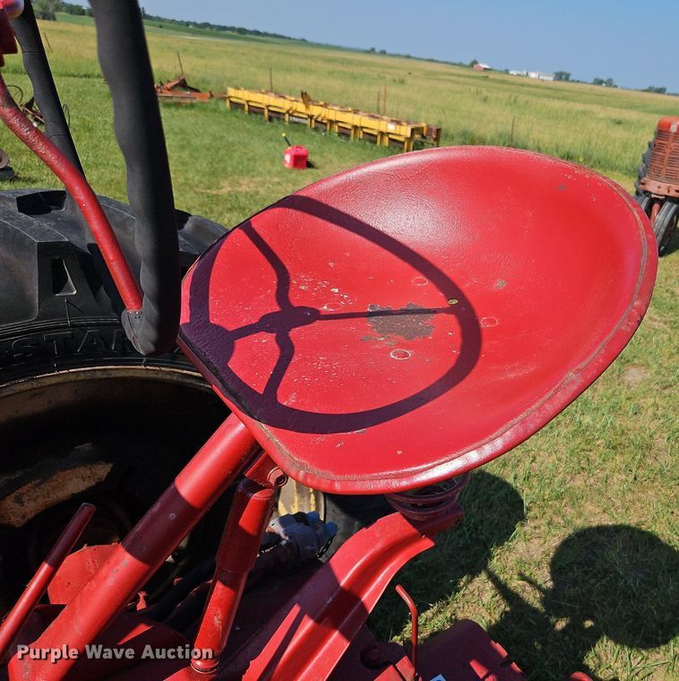 image for item LL9252 1953 Farmall Super M  tractor