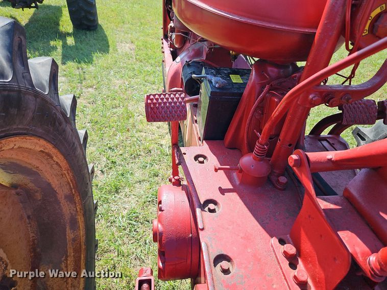 image for item LL9252 1953 Farmall Super M  tractor